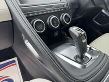 Jaguar E-PACE D240 R-Dynamic SE - U10835