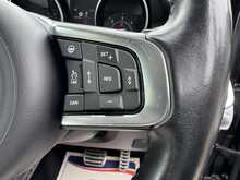 Jaguar E-PACE D240 R-Dynamic SE - U10835