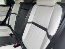 Land Rover Range Rover Velar D180 R-Dynamic HSE - U10836