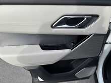 Land Rover Range Rover Velar D180 R-Dynamic HSE - U10836