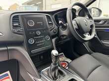 Renault Megane Blue dCi Iconic - U10855