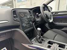 Renault Megane Blue dCi Iconic - U10855