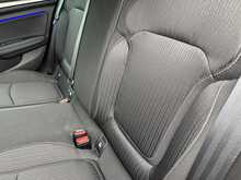 Renault Megane Blue dCi Iconic - U10855