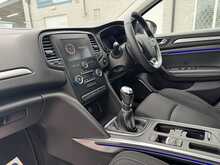 Renault Megane Blue dCi Iconic - U10855