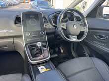 Renault Scenic Blue dCi Signature - U10857