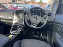 Renault Scenic Blue dCi Signature - U10857