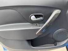 Dacia Sandero Stepway TCe Comfort - U10868