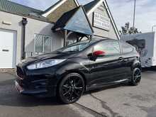 Ford Fiesta T EcoBoost Zetec S Black Edition - U10880