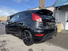 Ford Fiesta T EcoBoost Zetec S Black Edition - U10880