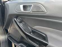 Ford Fiesta T EcoBoost Zetec S Black Edition - U10880