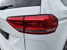 Volkswagen Touran TDI R-Line - U10881