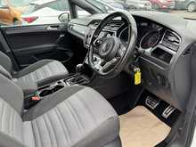 Volkswagen Touran TDI R-Line - U10881