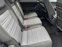 Volkswagen Touran TDI R-Line - U10881