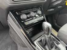 Volkswagen Touran TDI R-Line - U10881