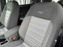 Volkswagen Touran TDI R-Line - U10881