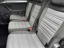 Volkswagen Touran TDI R-Line - U10881