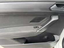 Volkswagen Touran TDI R-Line - U10881
