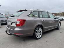 Skoda Superb TDI Elegance - U10882