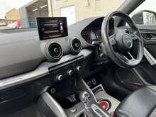 Audi Q2 TDI S line - U10884