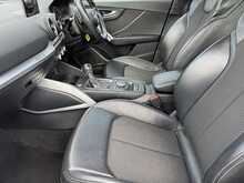 Audi Q2 TDI S line - U10884