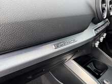 Audi Q2 TDI S line - U10884