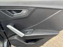 Audi Q2 TDI S line - U10884