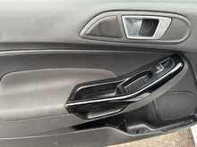 Ford Fiesta Zetec - U10886