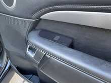Land Rover Discovery SD V6 HSE Luxury - U10898
