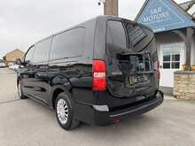 Toyota PROACE Verso D Shuttle - U10902