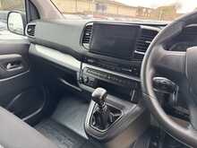 Toyota PROACE Verso D Shuttle - U10902