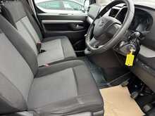 Toyota PROACE Verso D Shuttle - U10902