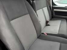 Toyota PROACE Verso D Shuttle - U10902