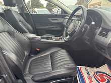 Jaguar XF d Portfolio - U10908