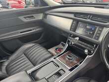 Jaguar XF d Portfolio - U10908