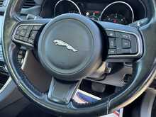 Jaguar XF d Portfolio - U10908