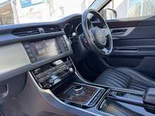 Jaguar XF d Portfolio - U10908