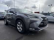 Lexus NX 300h Premier - U10914