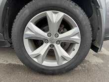 Lexus NX 300h Premier - U10914