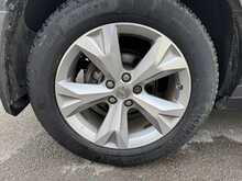 Lexus NX 300h Premier - U10914