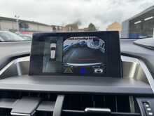Lexus NX 300h Premier - U10914