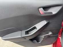 Ford Fiesta T EcoBoost ST-Line - U10916