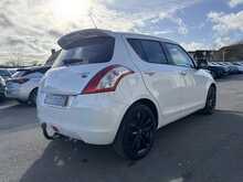 Suzuki Swift SZ-L - U10929