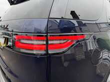 Land Rover Discovery SD V6 HSE - U10932