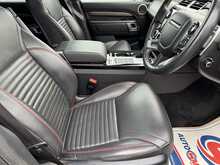 Land Rover Discovery SD V6 HSE - U10932