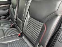 Land Rover Discovery SD V6 HSE - U10932