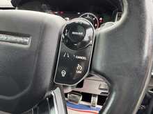 Land Rover Discovery SD V6 HSE - U10932
