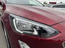Ford Focus T EcoBoost Titanium X - U10936