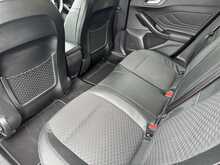 Ford Focus T EcoBoost Titanium X - U10936