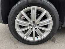 Volkswagen Tiguan TDI Sport - U10937