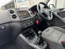 Volkswagen Tiguan TDI Sport - U10937